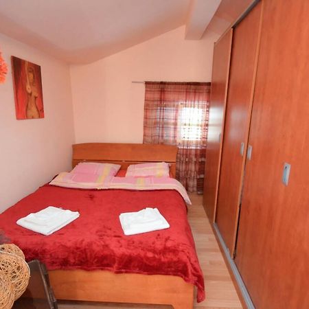 Apartments Olga Тиват Екстер'єр фото